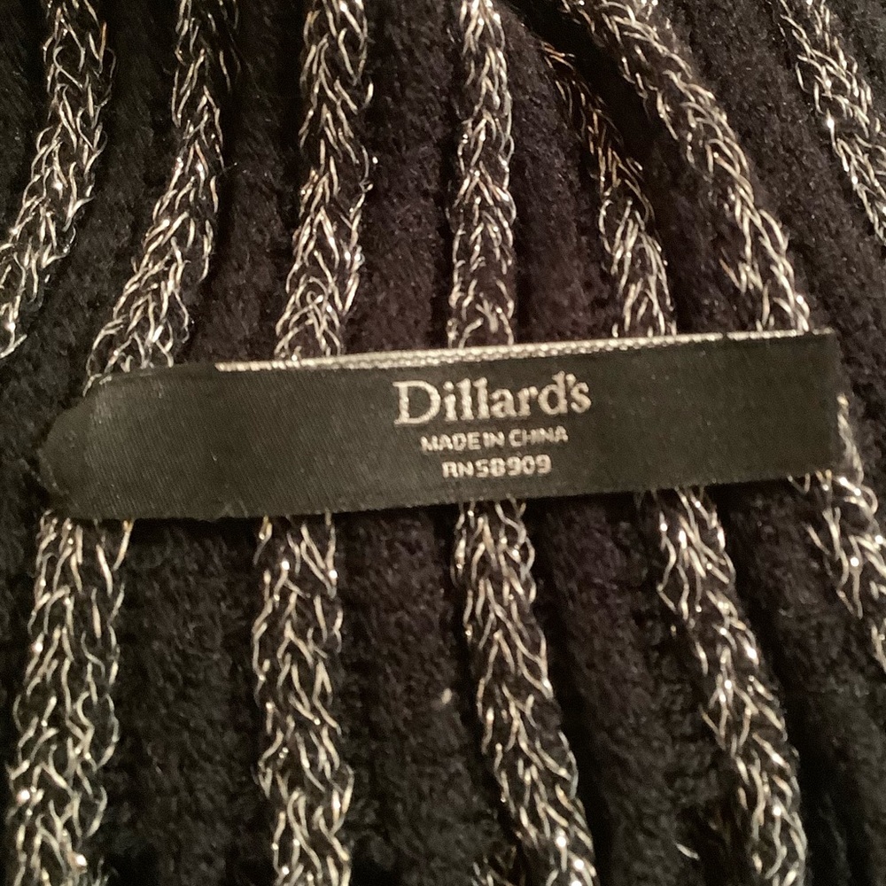 Dillards Oblong Scarf - Picture 4 of 5